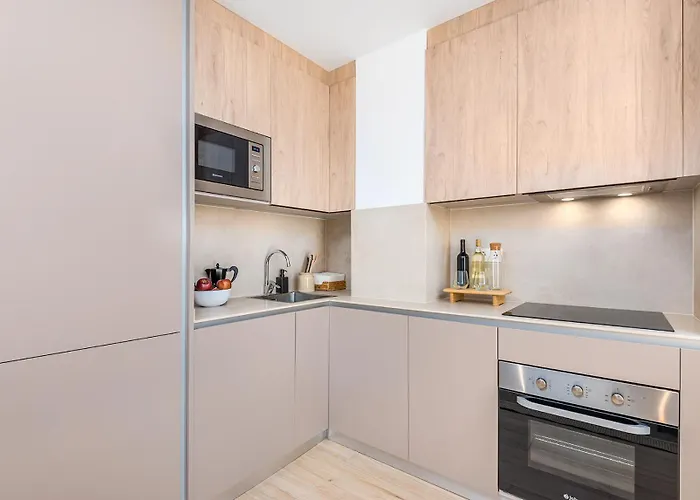 Marinasunbeach Rem Apartment *